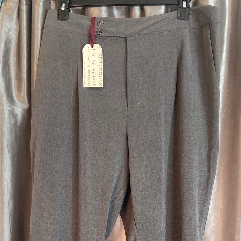 Designer Capri pants